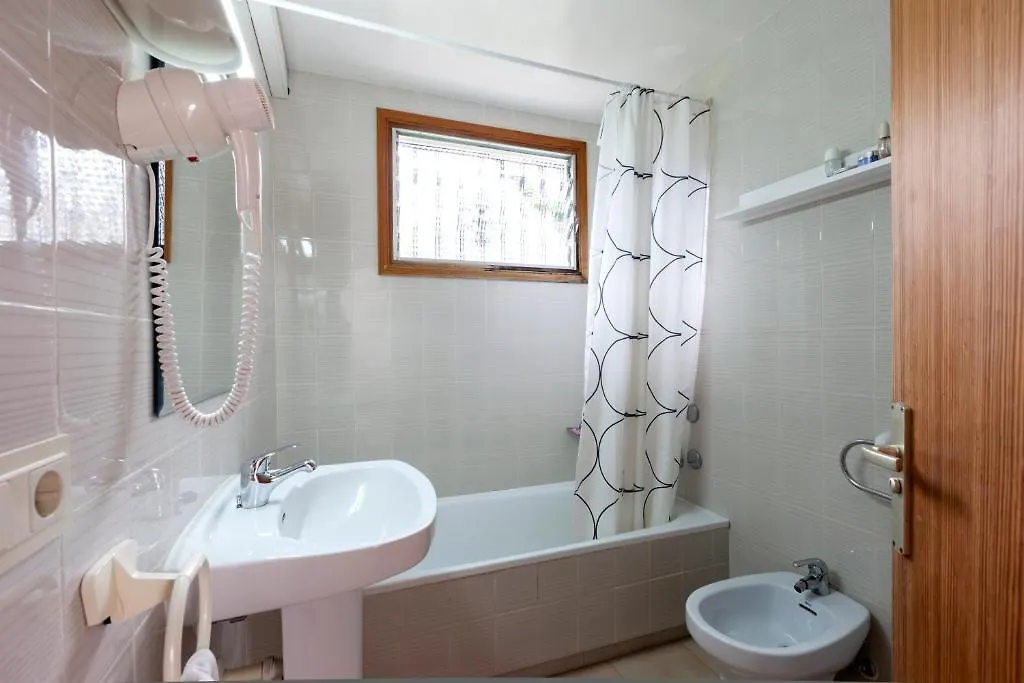 Апартаменты Apartamentos Leo Поланко