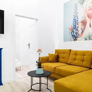  Apartment Magnificent Zyblikiewicza 11a, Location Poland