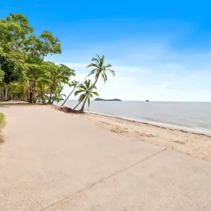  Holiday home Clifton Australia